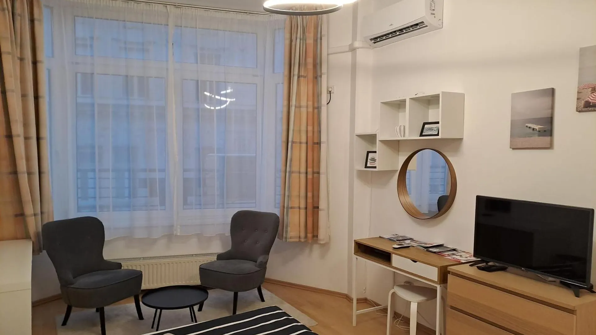 Central Belvedere Apartman Budapest 0*,